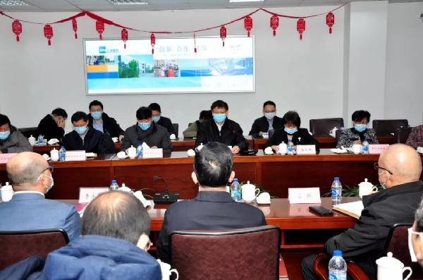 強采購、穩(wěn)保供，上海市副市長許昆林檢查市醫(yī)療物資備貨供應