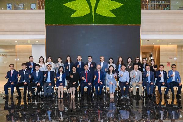 同心聚力，上澤齊輝 | 上藥控股與澤璟制藥舉行戰(zhàn)略合作簽約儀式