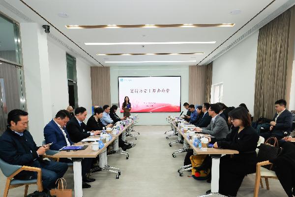 阿斯利康中國總經(jīng)理林驍帶隊參訪上藥云健康“益藥·綜合旗艦體”，共筑醫(yī)藥創(chuàng)新服務(wù)新生態(tài)